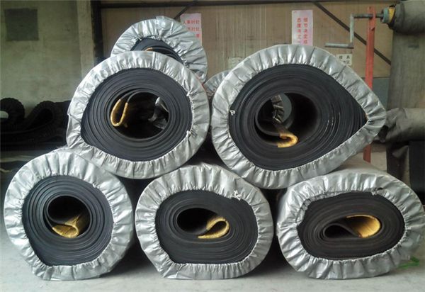 輸送帶廠家怎樣調(diào)節(jié)輸送帶的速度